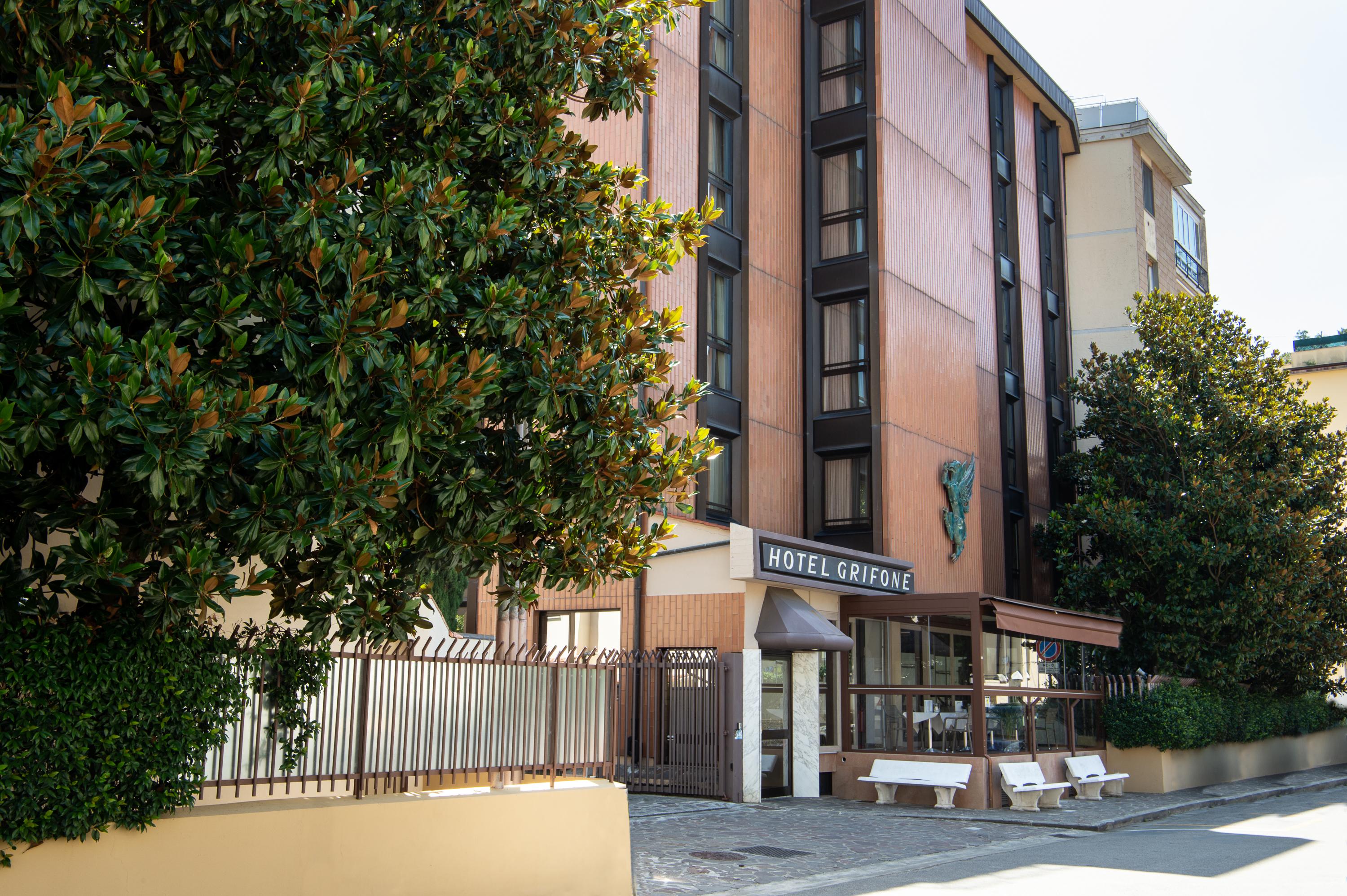 hotel grifone bolzano